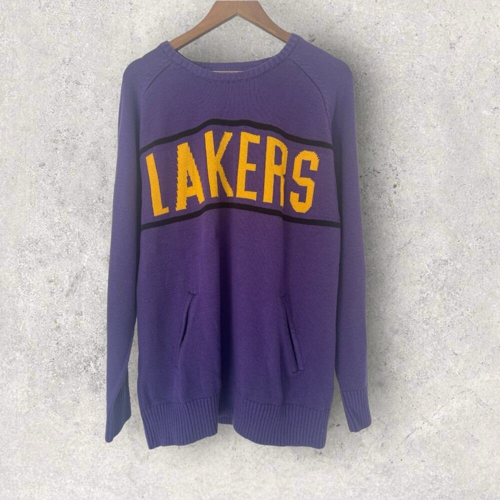 UNK NWOT Lakers Purple Sweater Size L